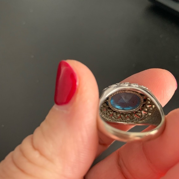 🌸HOST PICK🌸 14K white gold ring with 45 small Diamonds and blue topaz stone. - Picture 10 of 13